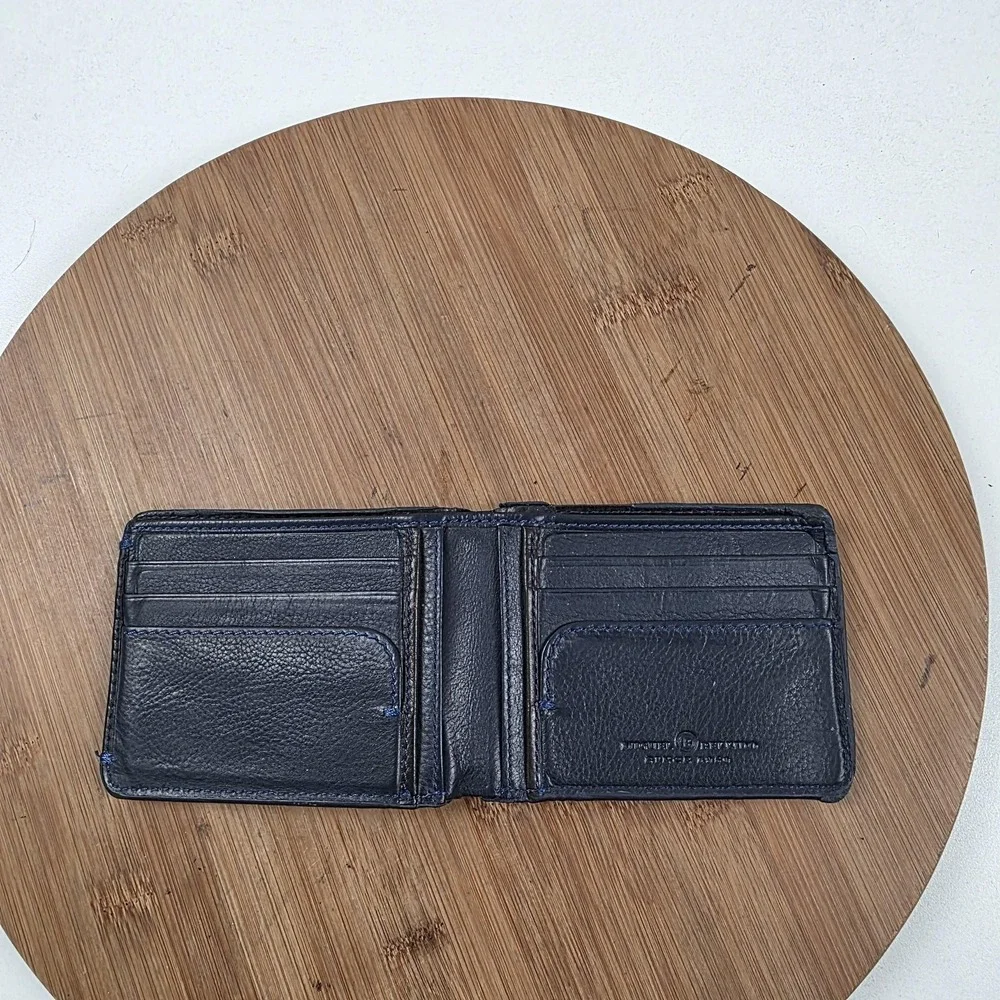 Miguel Bellido Wallet Mens One Size Black Leather Bifold Slim Card Case Logo